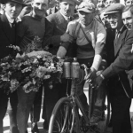 Félszemű kerékpáros az 1920as évek országúti kerékpáros világában
